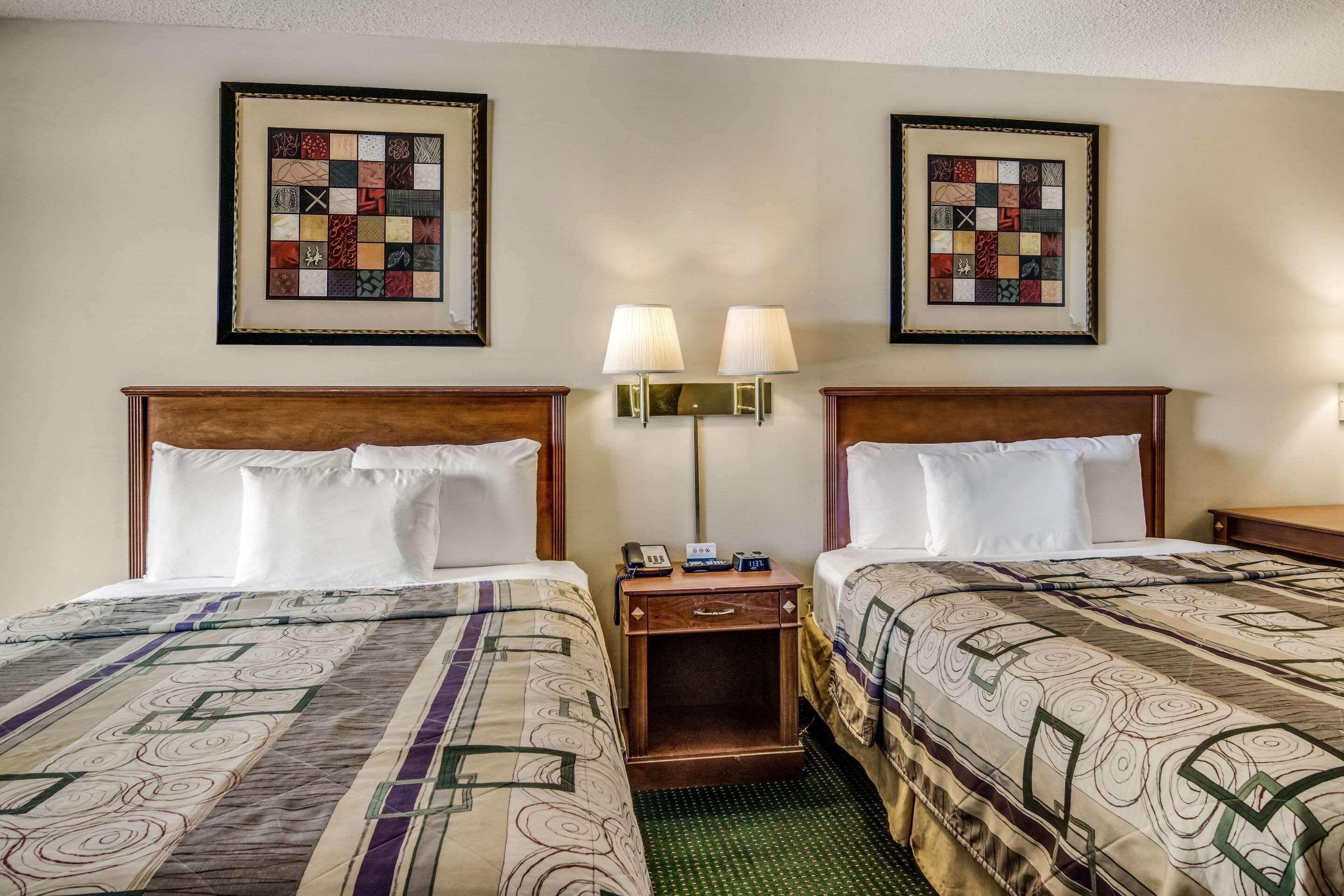 דבלין Rodeway Inn & Suites מראה חיצוני תמונה