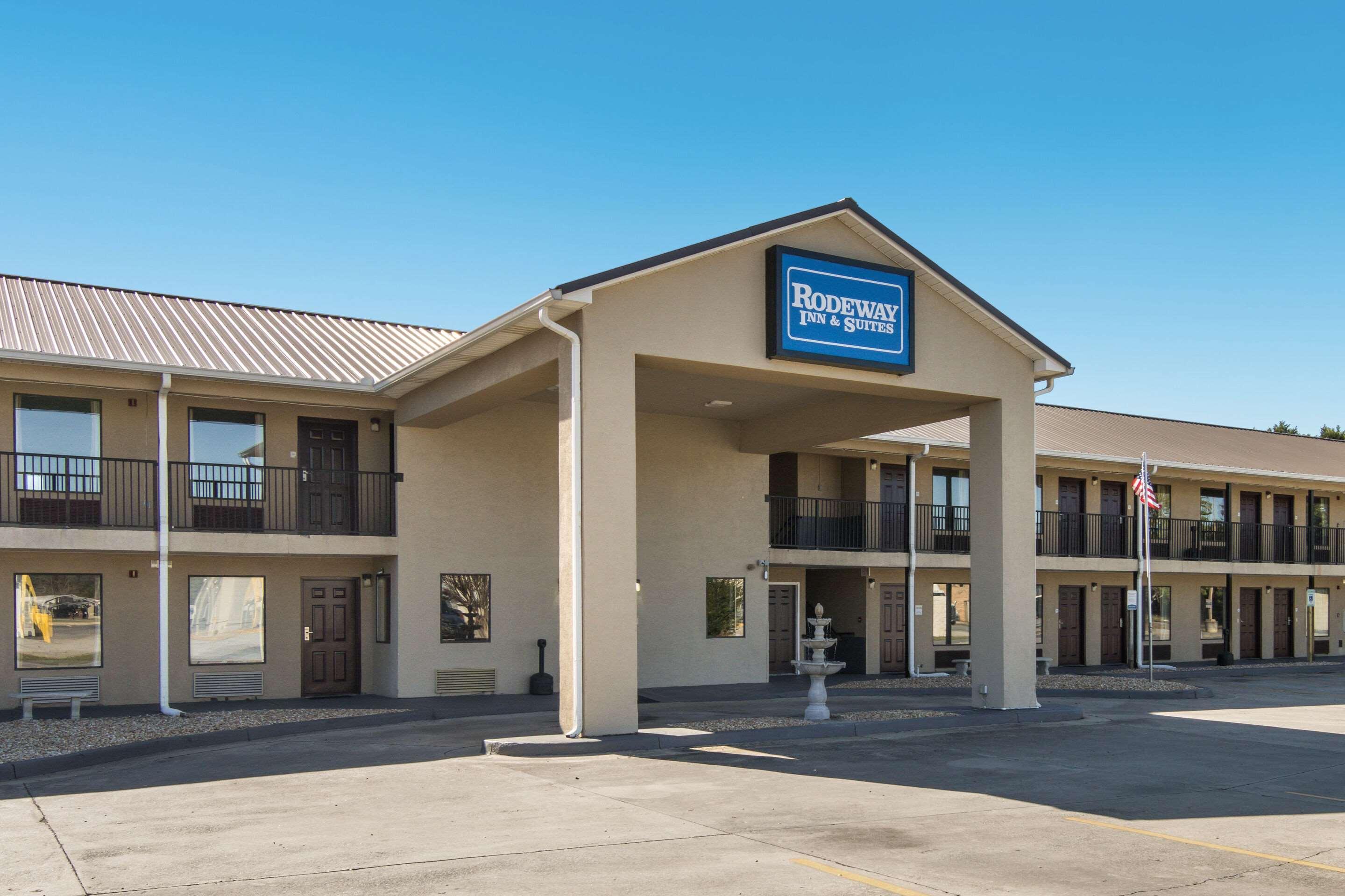 דבלין Rodeway Inn & Suites מראה חיצוני תמונה