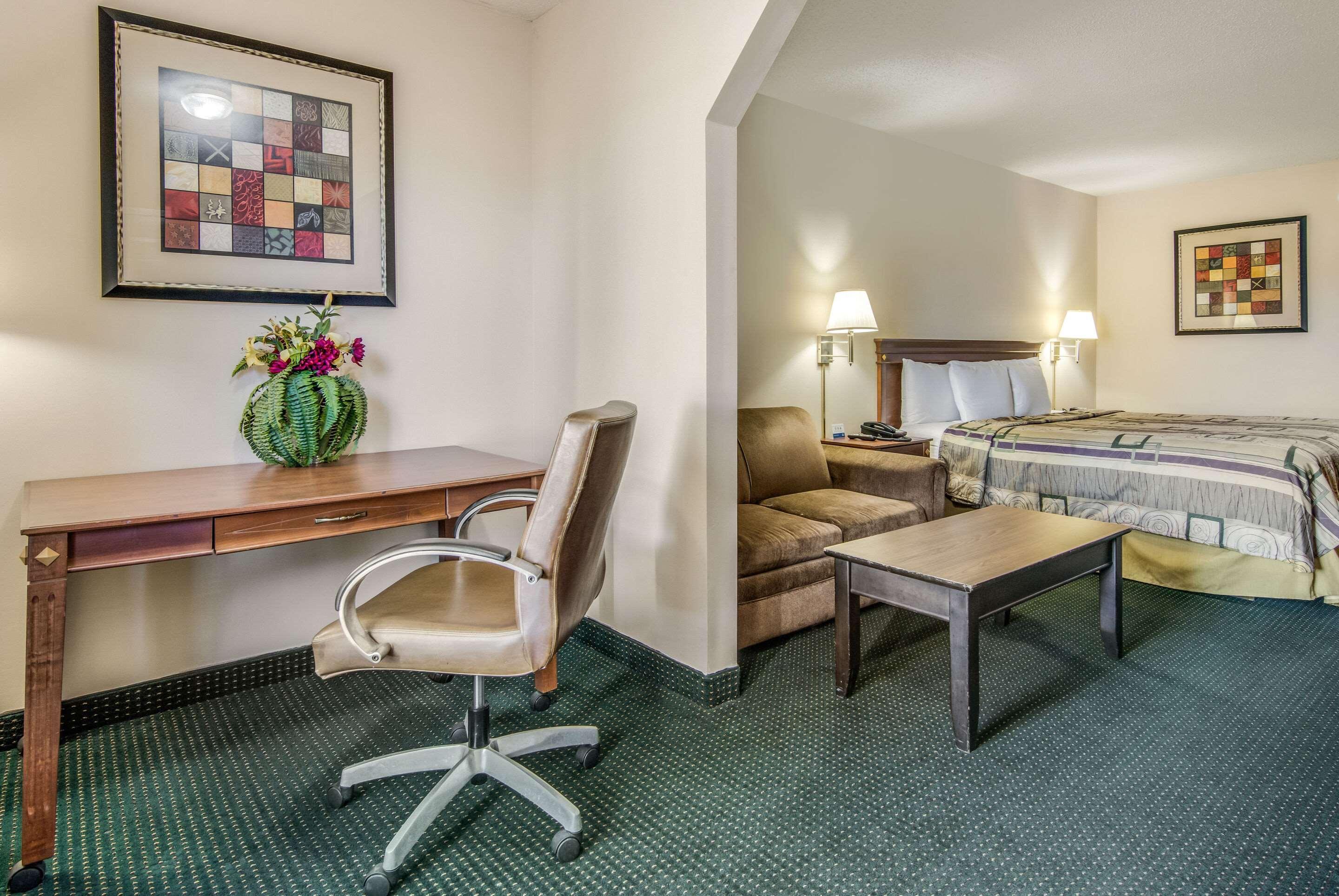 דבלין Rodeway Inn & Suites מראה חיצוני תמונה